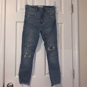 High waist skinny jeans, waist size 26
